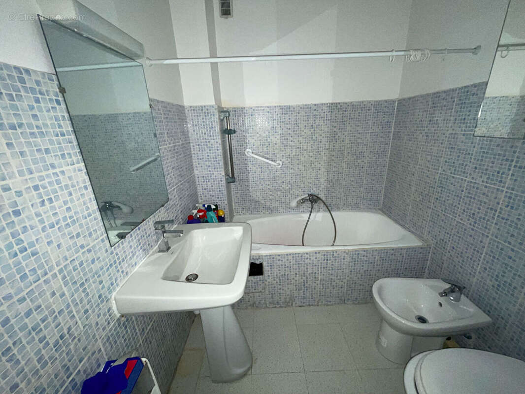 Appartement à LE CANNET