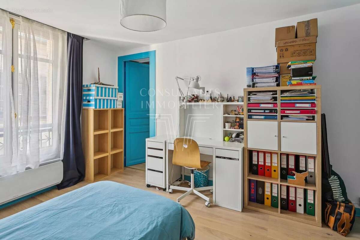 Appartement à PARIS-10E