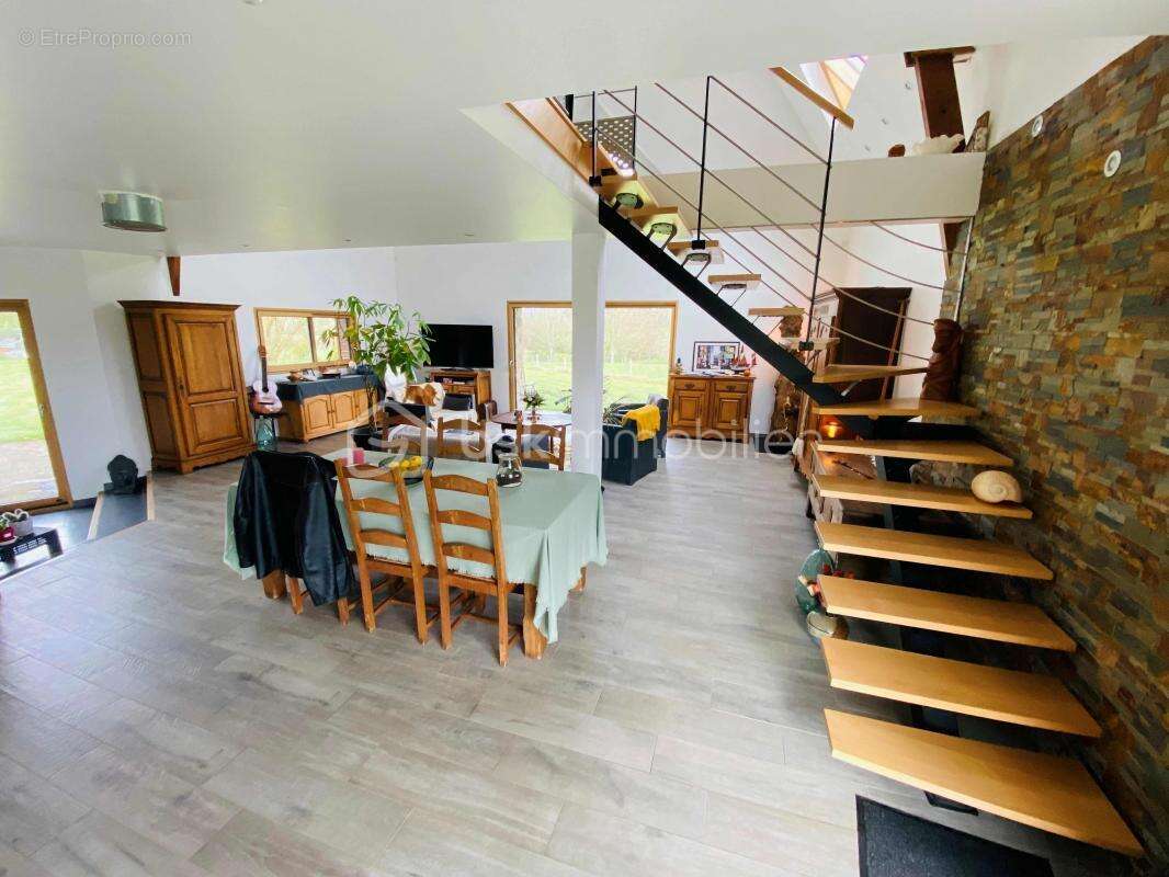 Maison à QUESTEMBERT