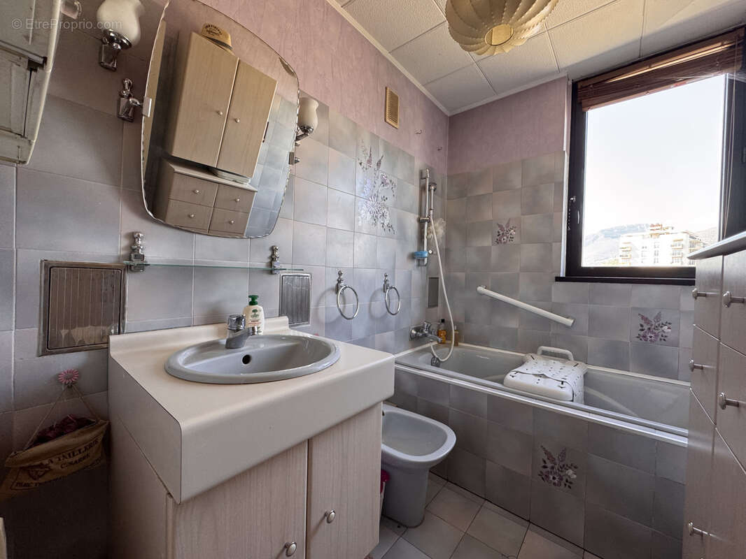 Appartement à GRENOBLE