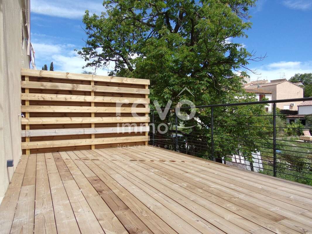 Appartement à PAULHAN