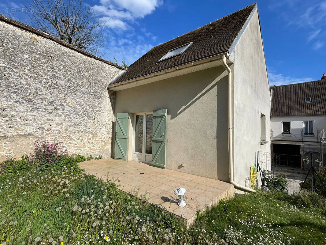 Maison à ETAMPES