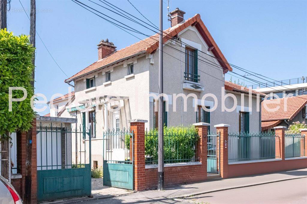 Maison à RUEIL-MALMAISON