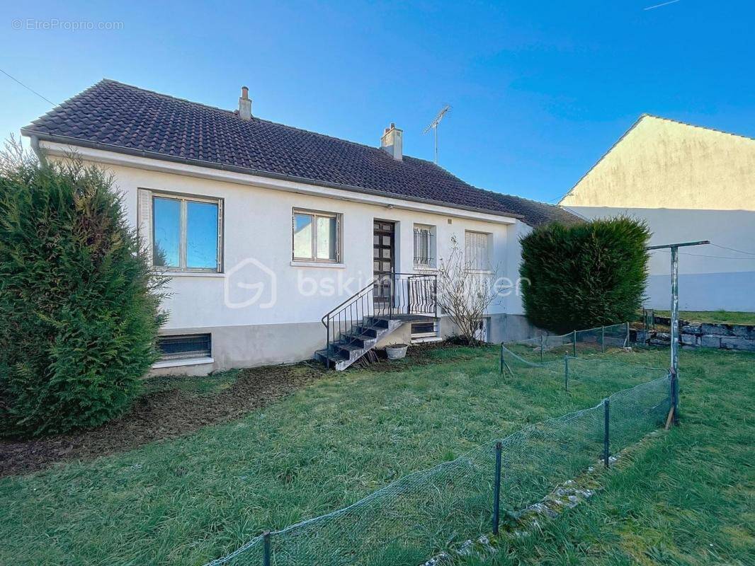 Maison à CHATEAU-LANDON