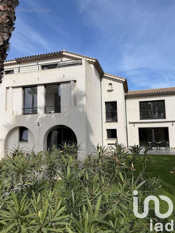 Photo 3 - Maison à SIX-FOURS-LES-PLAGES