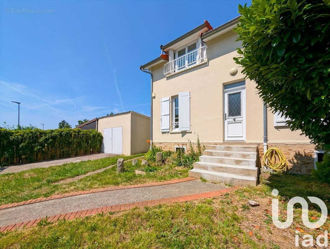 Photo 1 - Maison à MANDRES-LES-ROSES