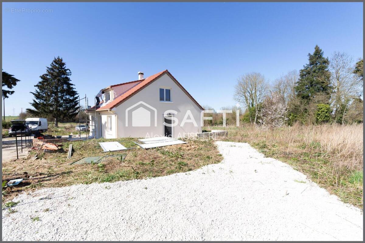 Photo 1 - Maison à MOUROUX