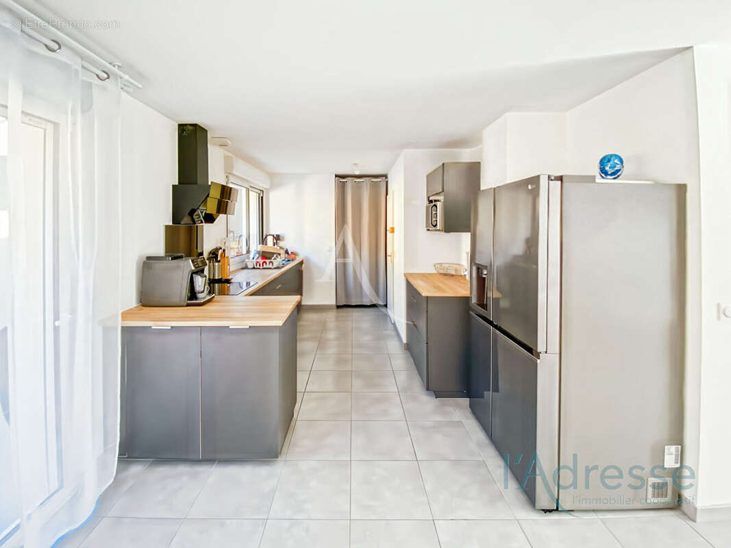 Maison à LINAS