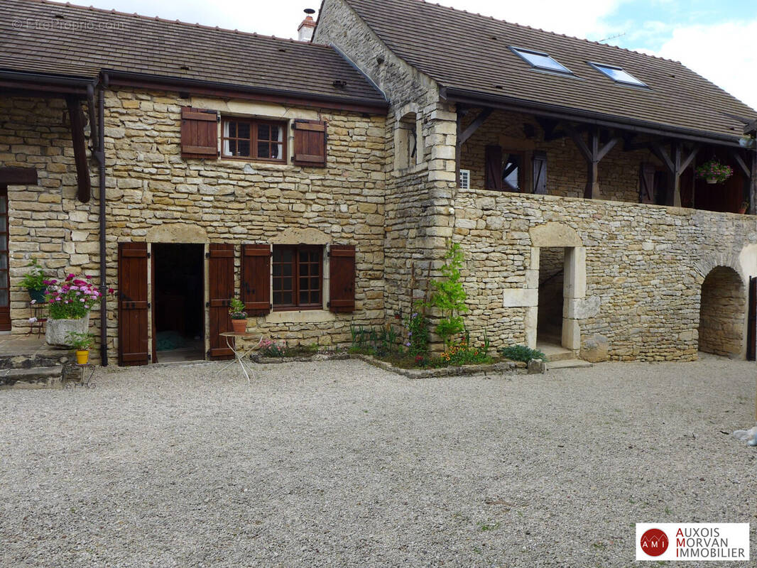 Maison à SEMUR-EN-AUXOIS