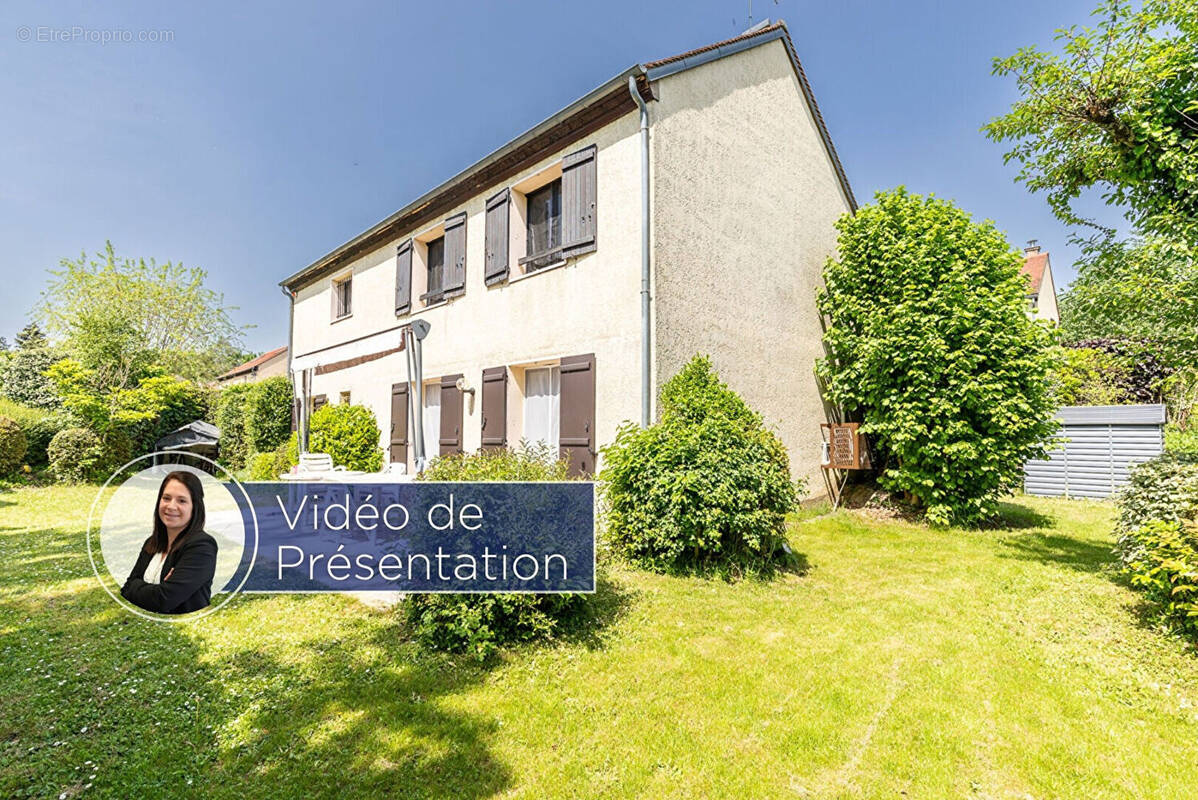 Maison à VERRIERES-LE-BUISSON