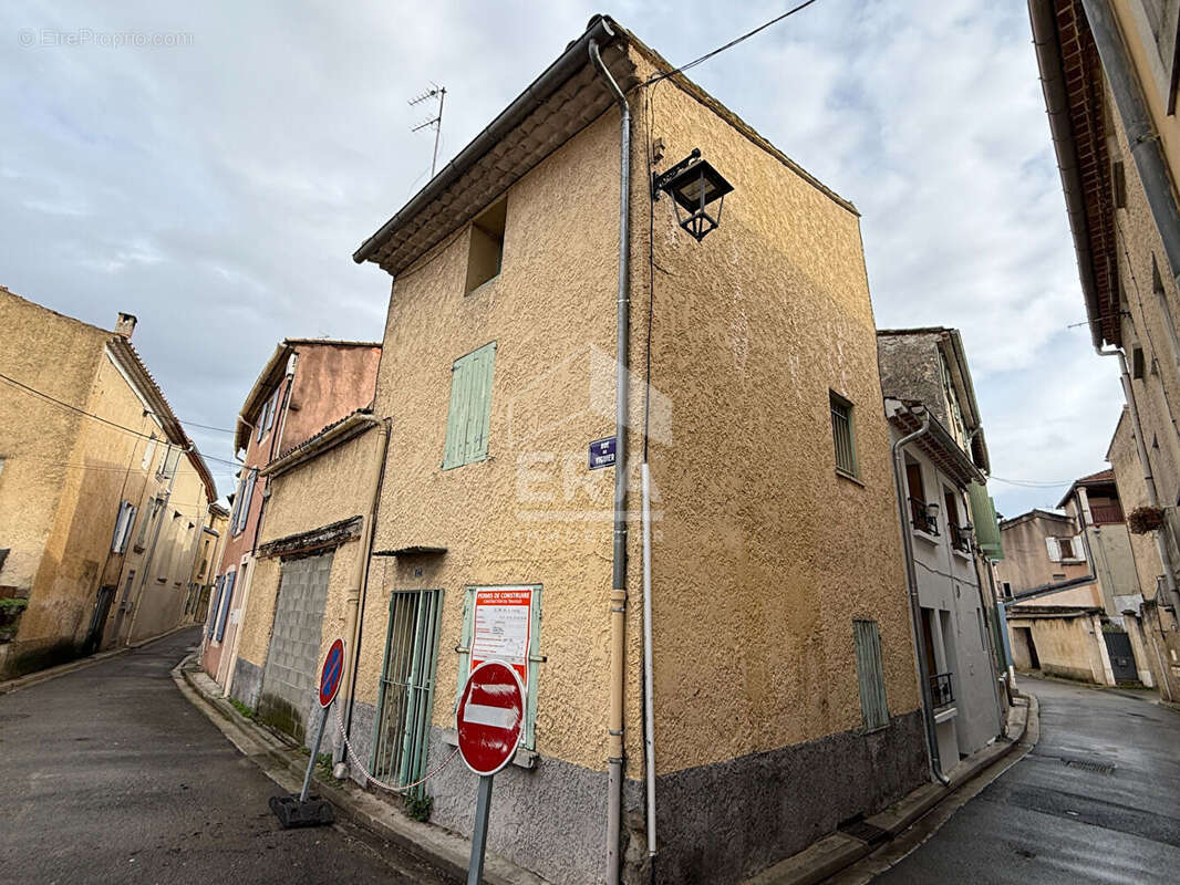 Maison à MONTEUX