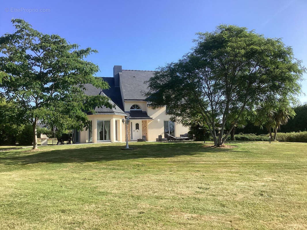 Maison à LA GACILLY