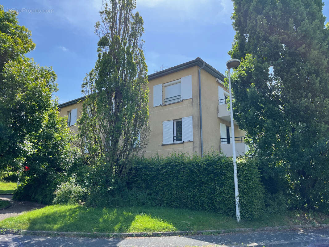 Appartement à SAINT-ANDRE-DE-CORCY