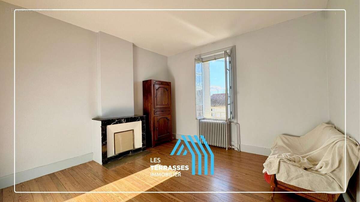 Maison à MONTELIMAR
