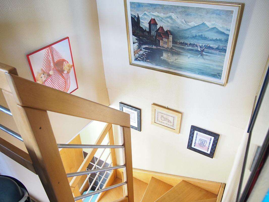 Maison à CHENOVE