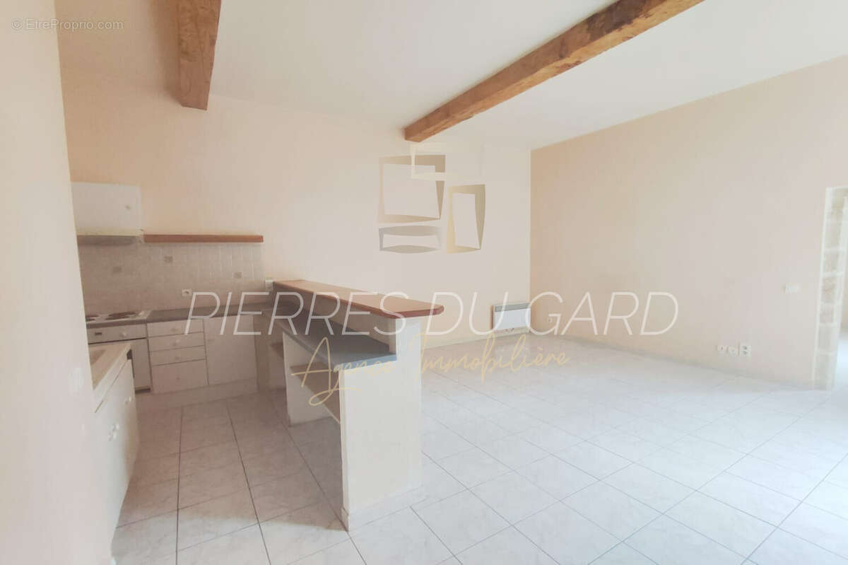 Appartement à UZES