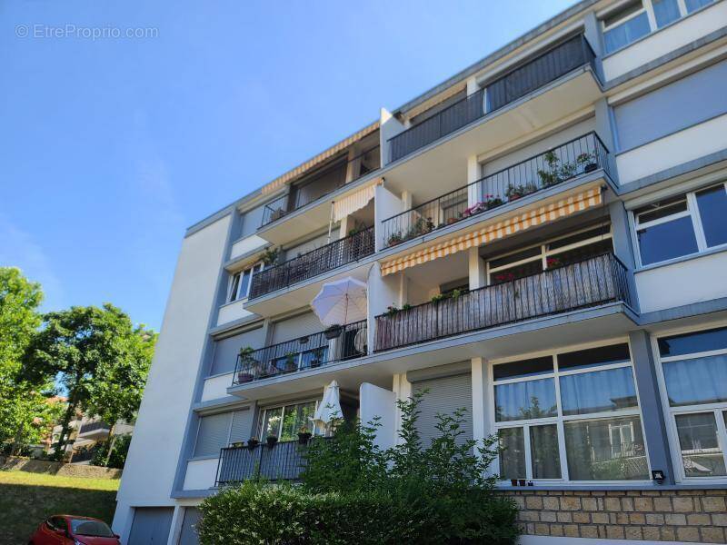 Appartement à RUEIL-MALMAISON