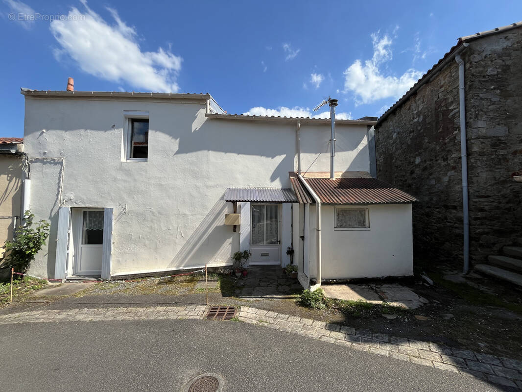 Maison à SAINT-JEAN-DE-BOISEAU