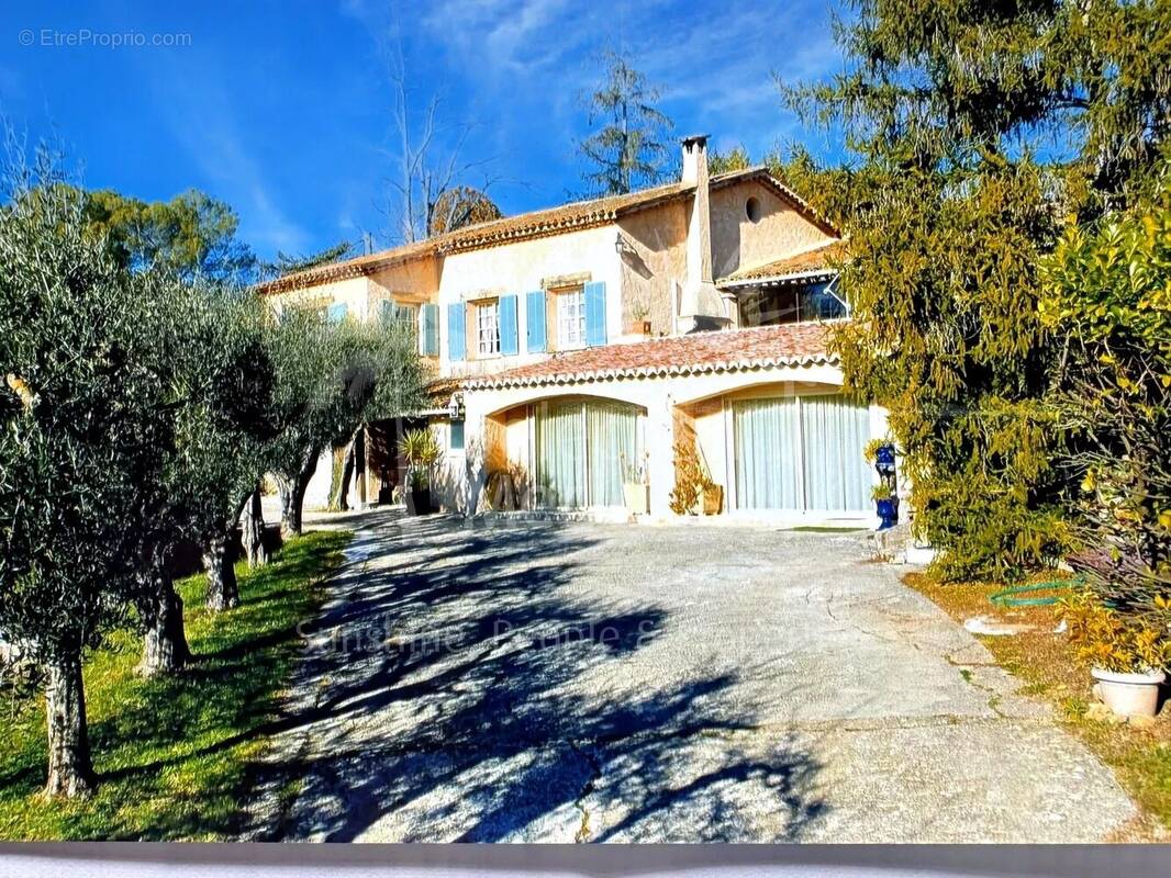 Maison à OPIO