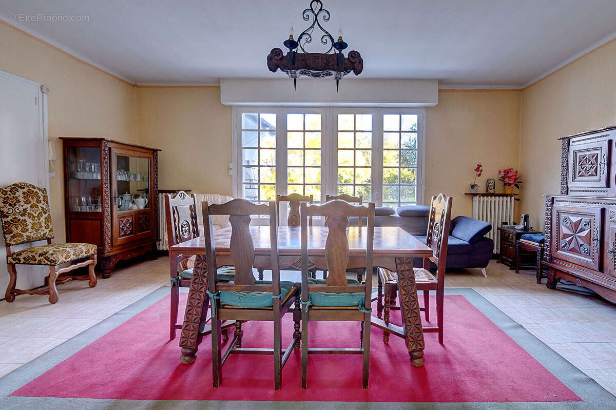 Maison à CASTANET-TOLOSAN