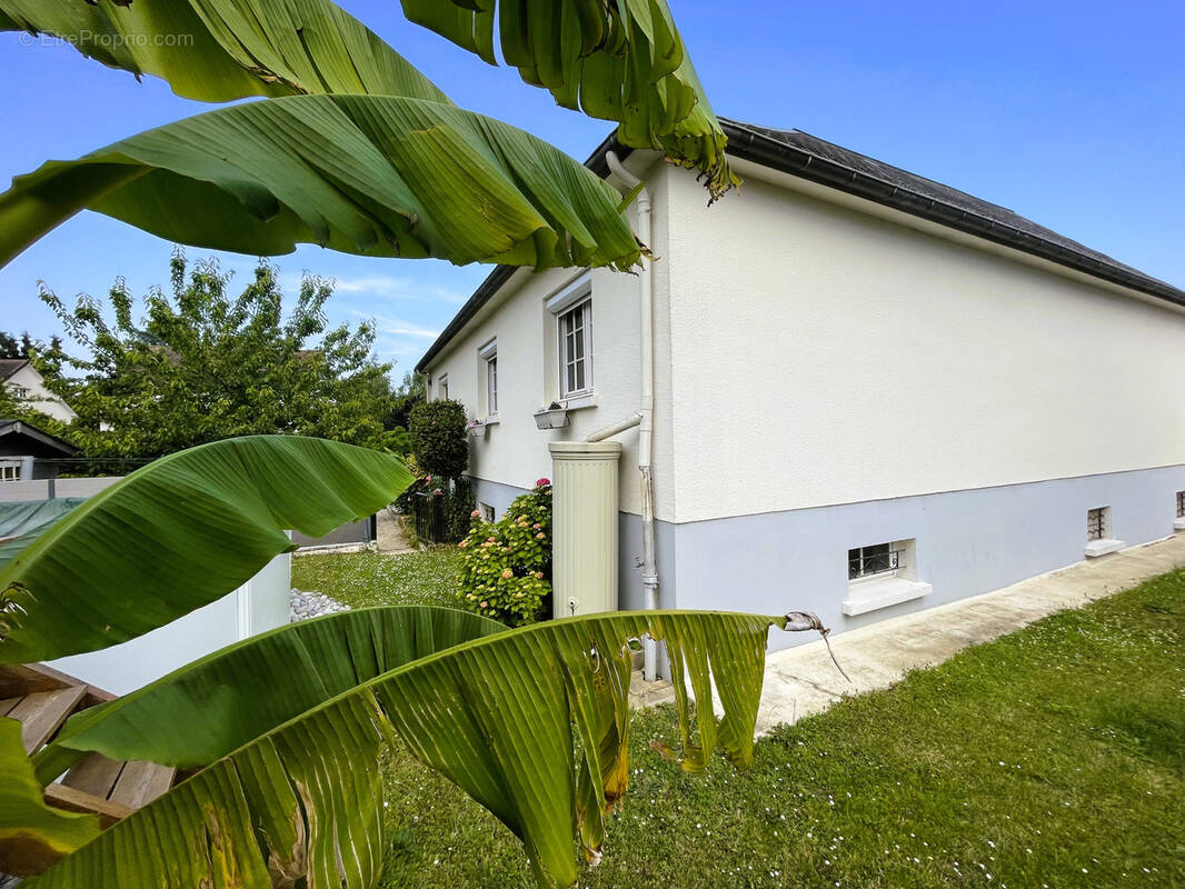 Maison à LEVES
