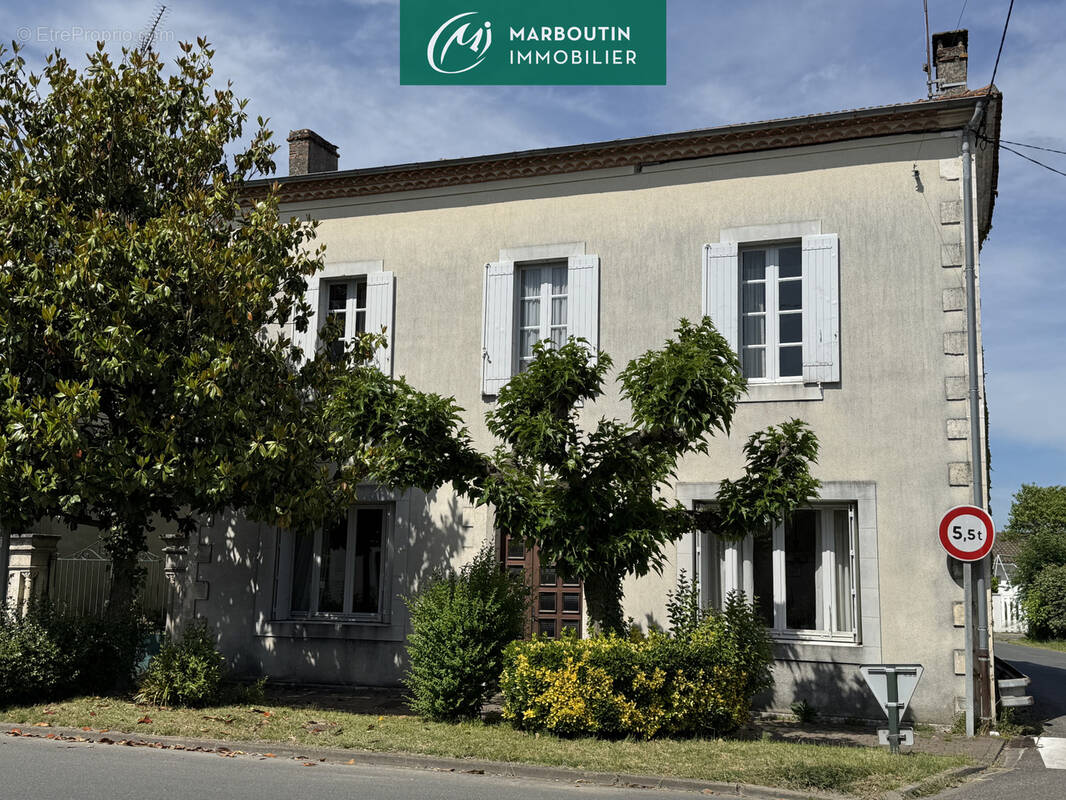 Maison à CASTELJALOUX