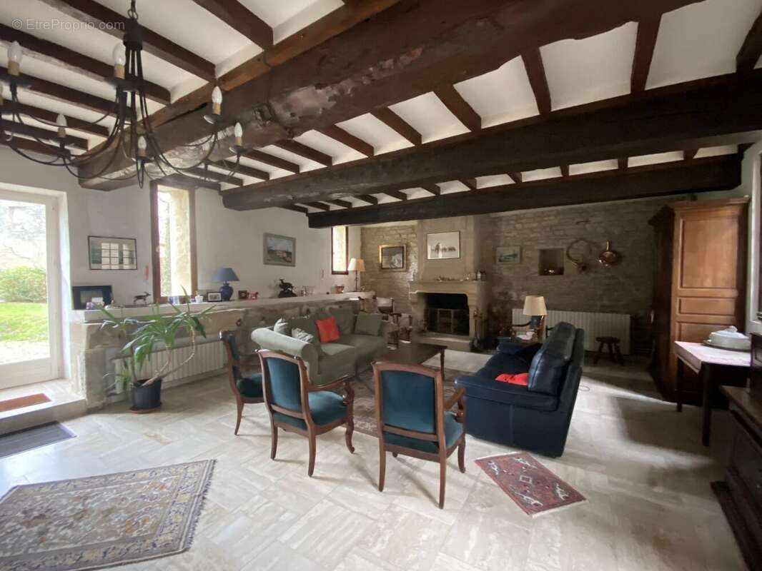 Maison à COURSEULLES-SUR-MER