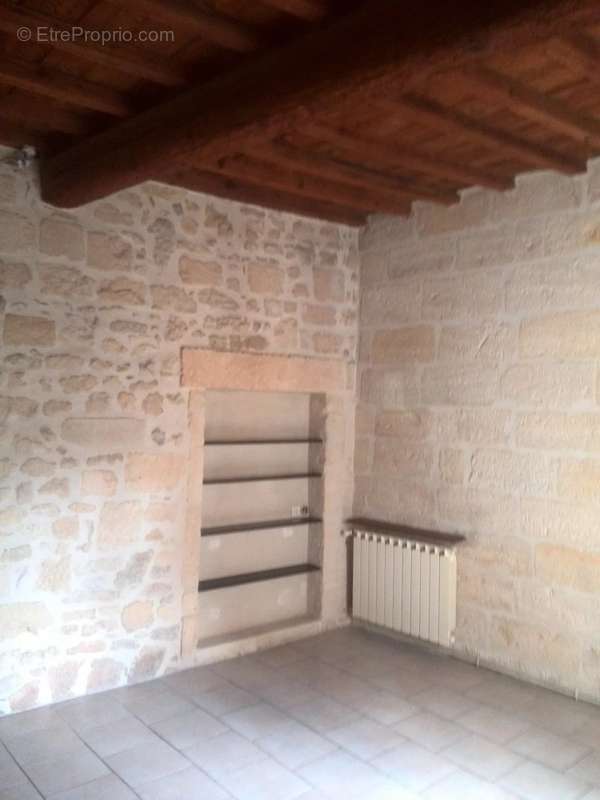 Appartement à BEAUCAIRE