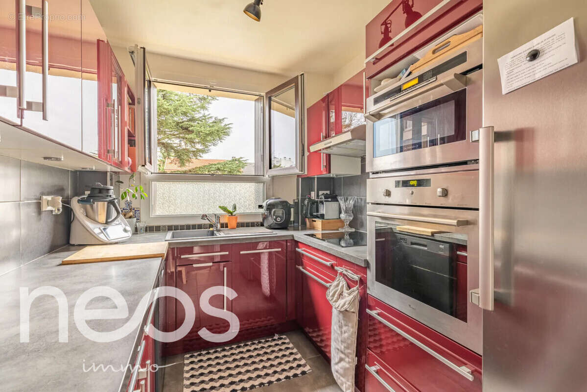 Appartement à SAINT-MAUR-DES-FOSSES