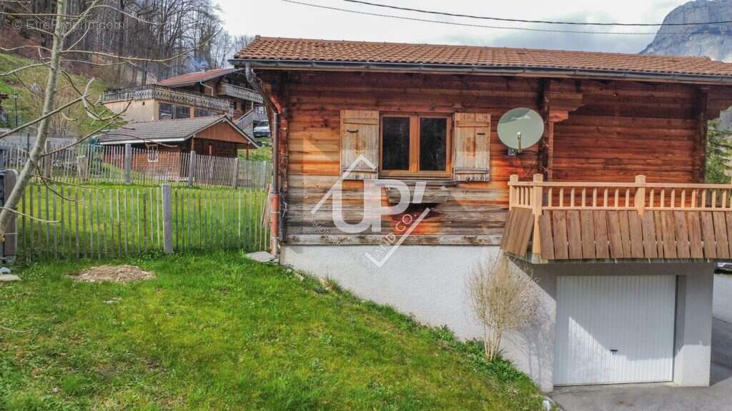 Maison à BONNEVILLE