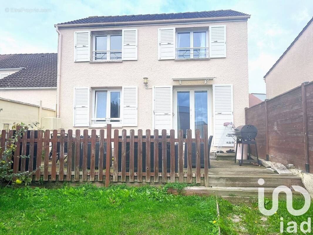 Photo 1 - Maison à JOUY-LE-MOUTIER
