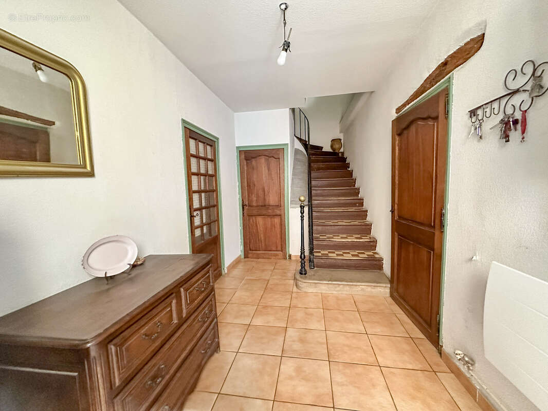 Maison à PUGET-VILLE