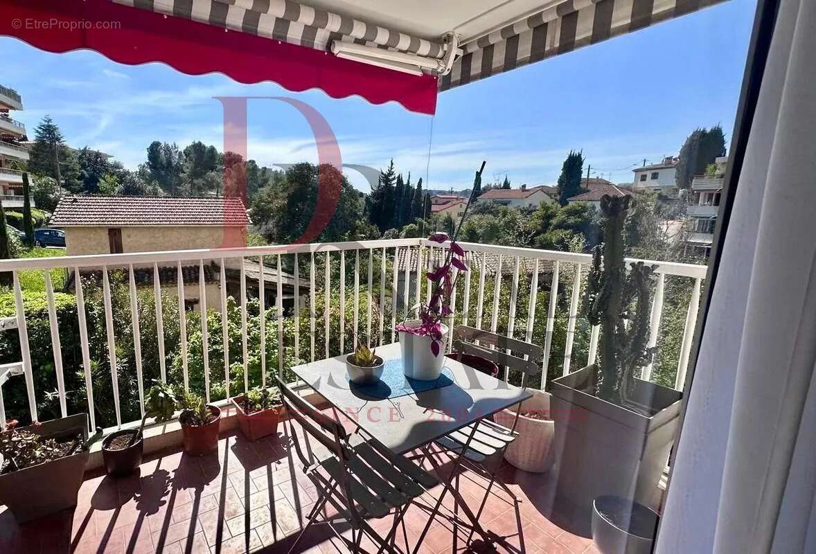 Appartement à LE CANNET