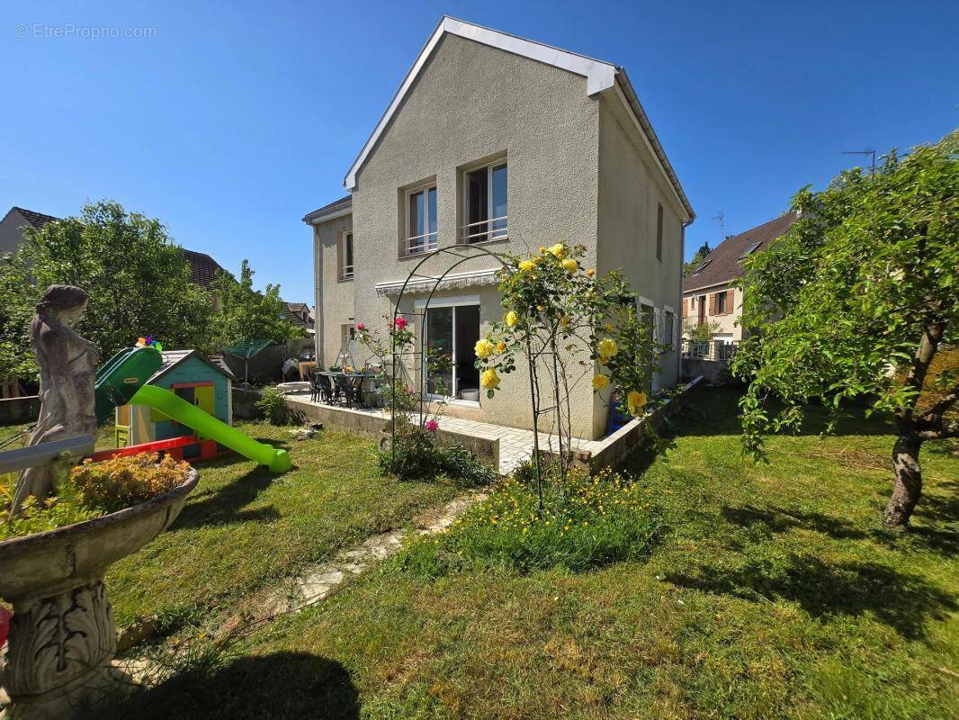 Maison à NOGENT-SUR-OISE