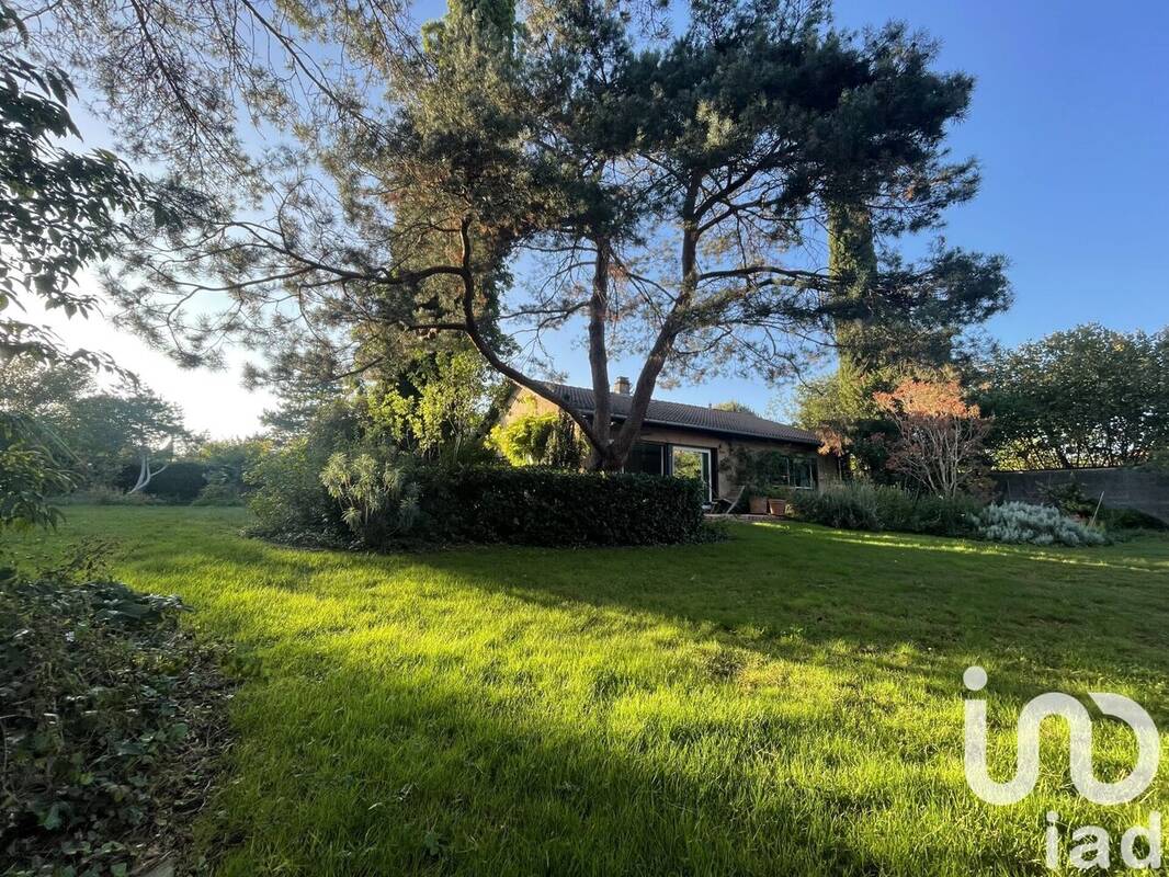 Photo 1 - Maison à COLLONGES-AU-MONT-D&#039;OR