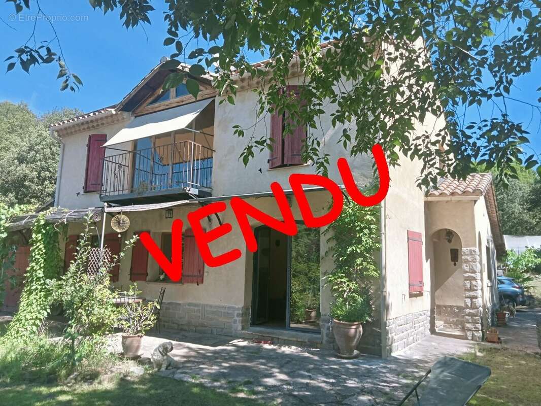 Maison à MONOBLET