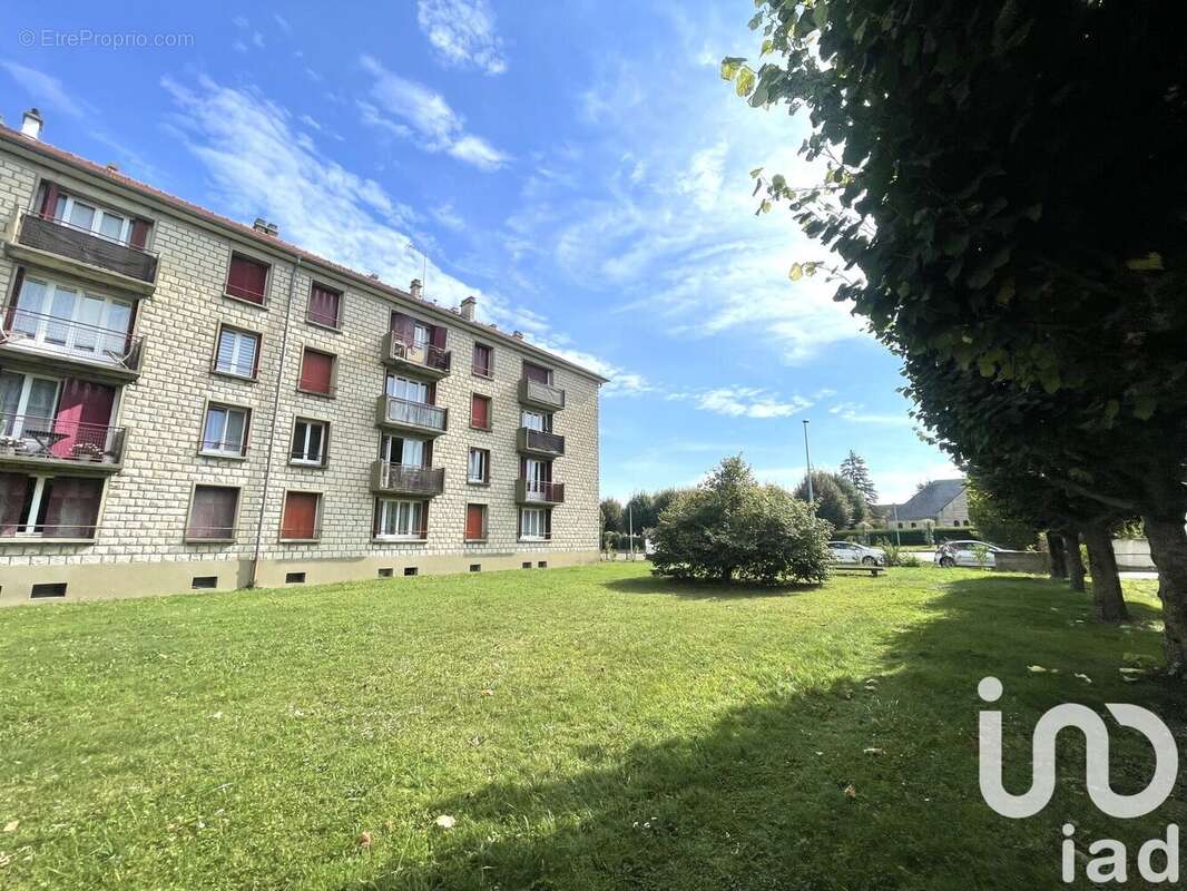 Photo 4 - Appartement à LA CHAPELLE-SAINT-LUC