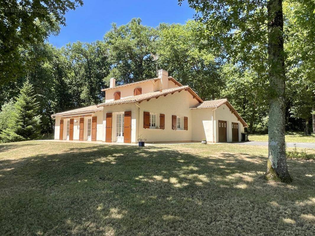Maison à ETAULES