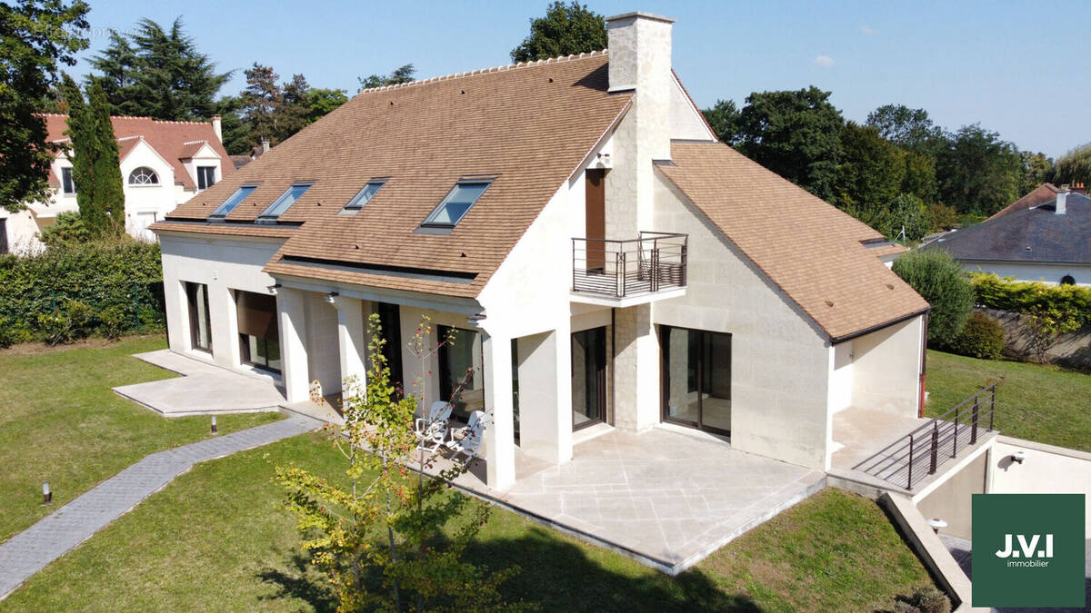 Maison à DEUIL-LA-BARRE