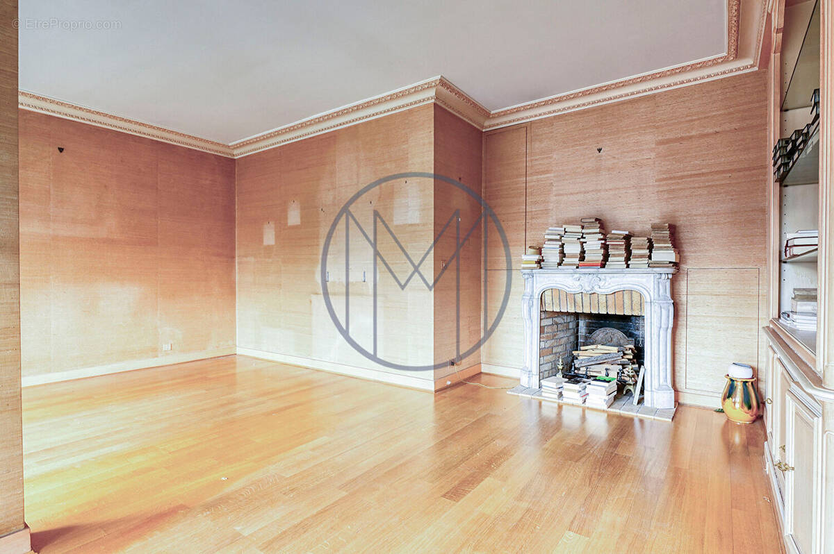 Appartement à VERSAILLES