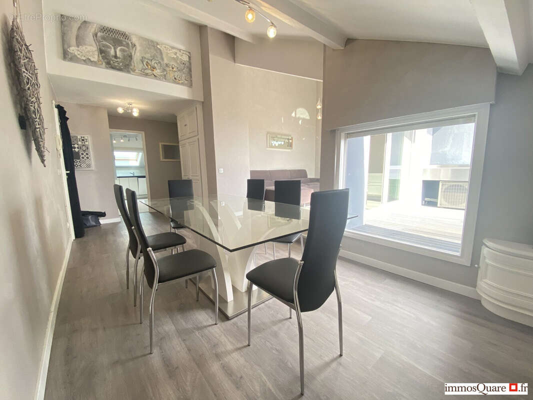 Appartement à LYON-8E