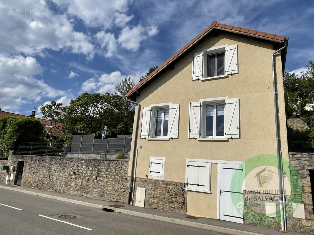 Maison à LIMONEST