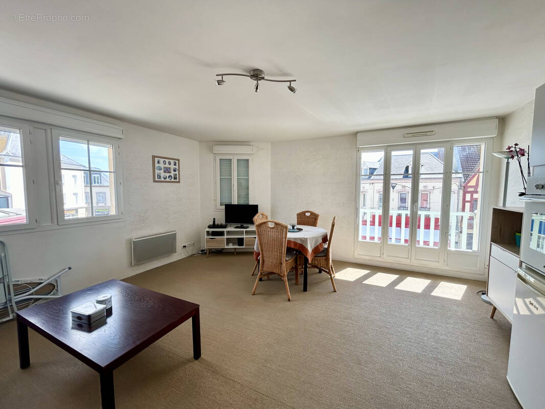 Appartement à CAYEUX-SUR-MER