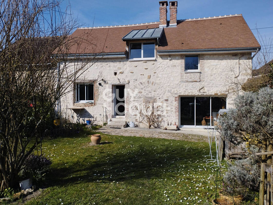 Maison à SOURDUN