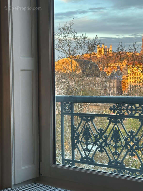 Appartement à LYON-6E