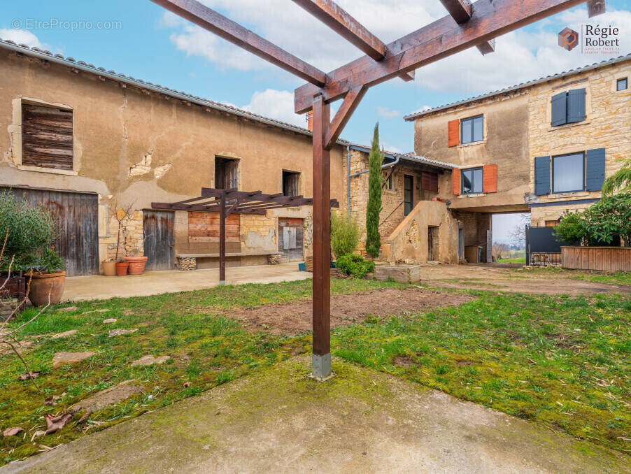 Maison à POMMIERS