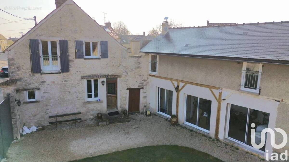 Photo 1 - Maison à MILLY-LA-FORET