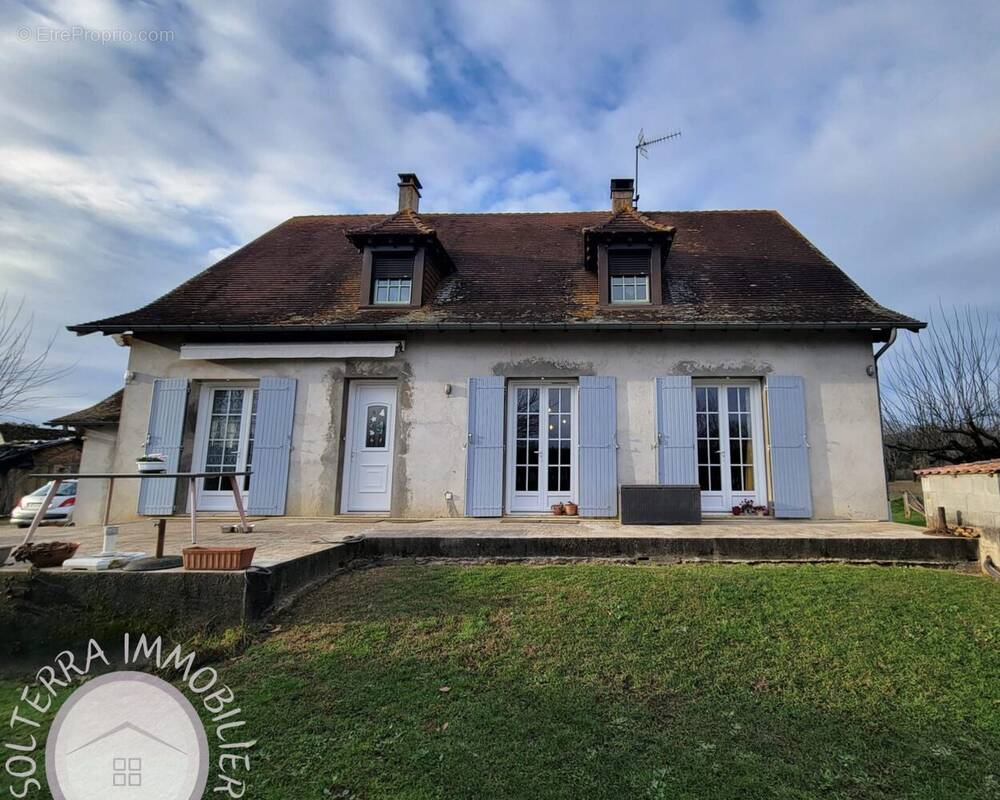 Maison à SAINT-LAURENT-DES-HOMMES