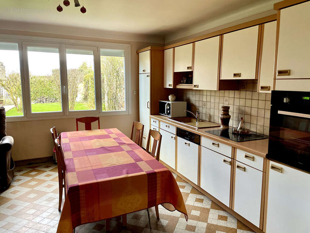 Maison à DOL-DE-BRETAGNE