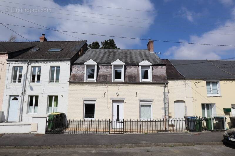 Maison à FOURMIES